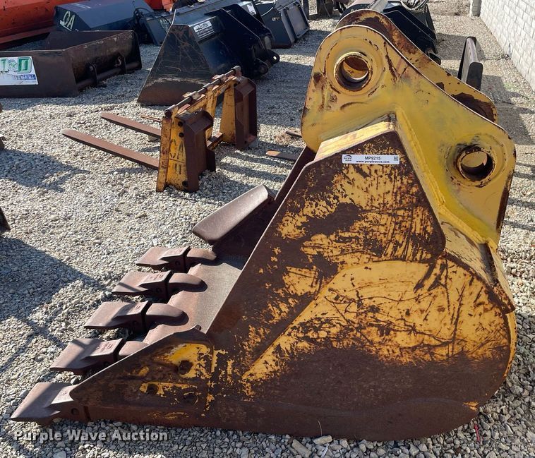 image for item MP9215 John Deere  excavator bucket