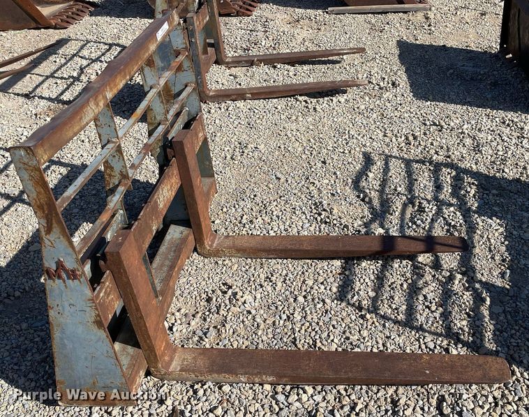 image for item MP9216 41"L skid steer forks