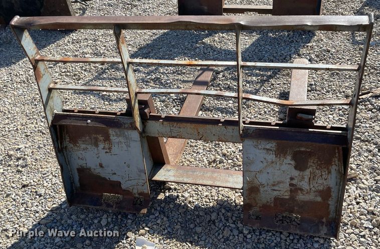 image for item MP9216 41"L skid steer forks