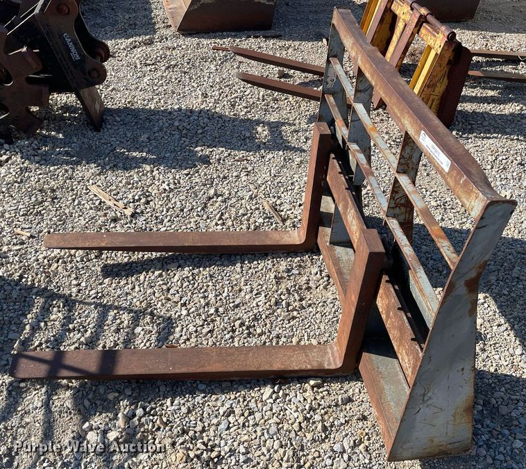 image for item MP9216 41"L skid steer forks