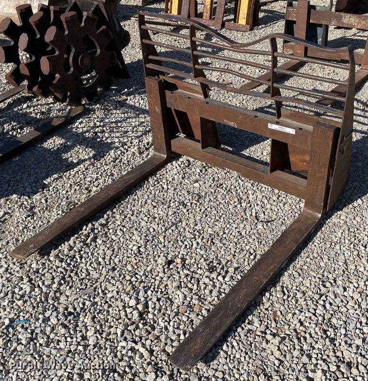 image for item MP9217 42"L skid steer forks