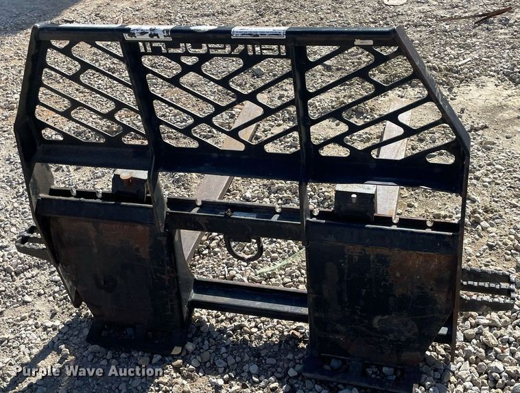 image for item MP9218 Takeuchi  48"L skid steer forks