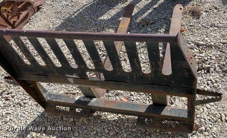 image for item MP9221 Werk Brau  48"L skid steer forks