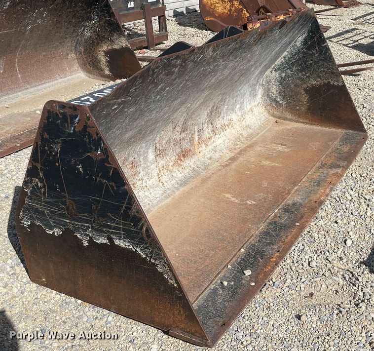 image for item MP9223 96"W loader bucket