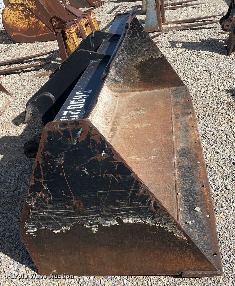 image for item MP9223 96"W loader bucket