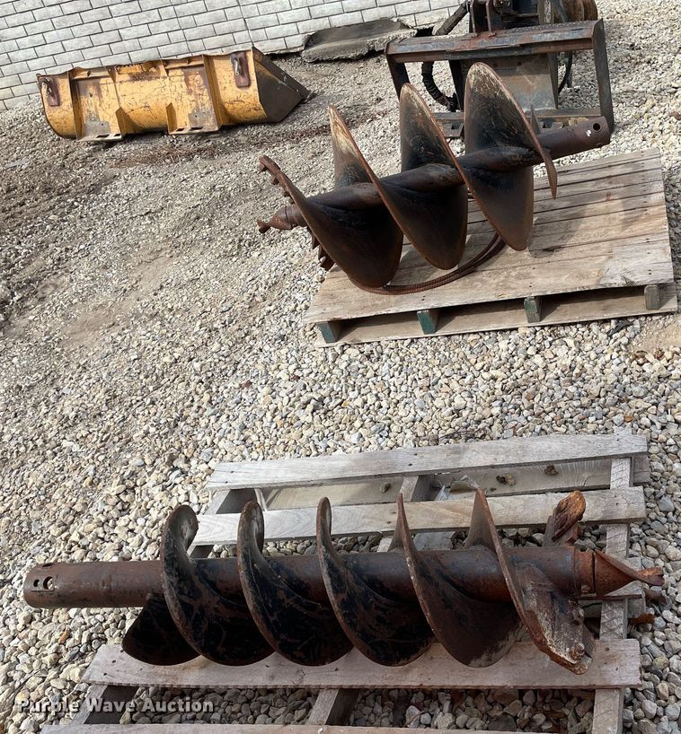 image for item MP9228 Lowe 650E  skid steer auger