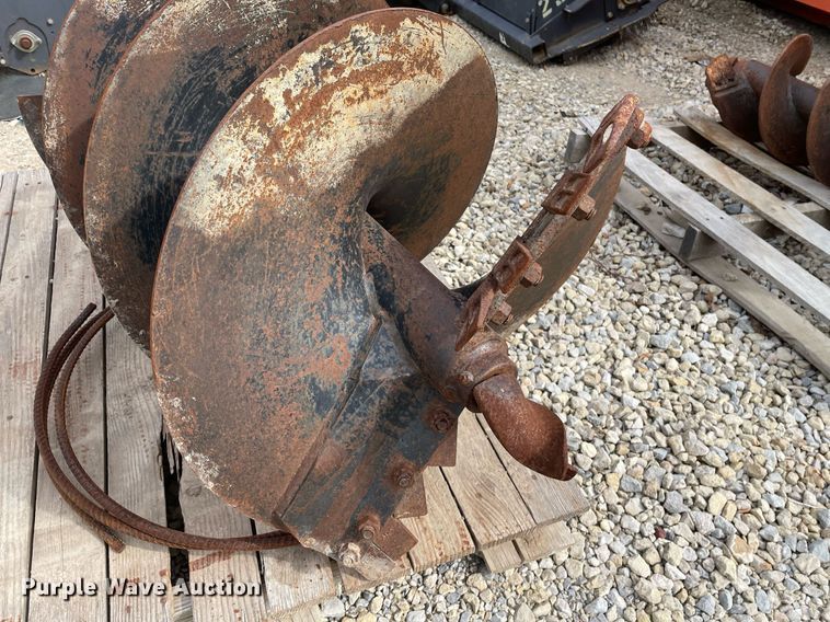 image for item MP9228 Lowe 650E  skid steer auger