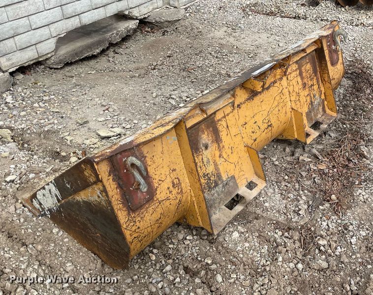 image for item MP9229 72"W skid steer bucket