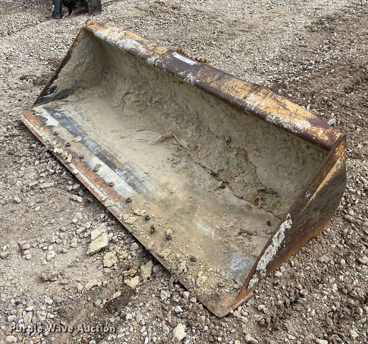 image for item MP9229 72"W skid steer bucket