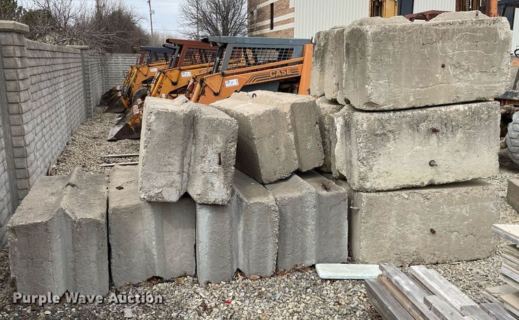 image for item MP9230 (15) concrete edge bunker blocker