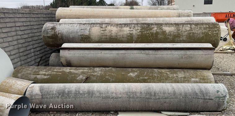 image for item MP9233 Approximately 60 concrete column forms