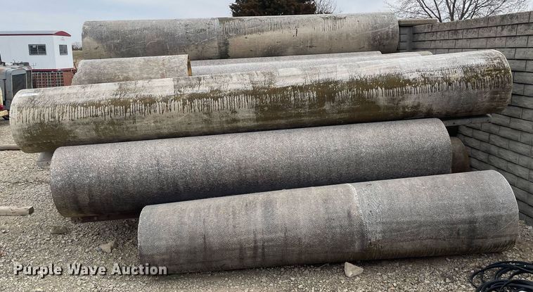 image for item MP9233 Approximately 60 concrete column forms