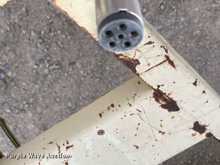 image for item MP9235 1998 Ingersoll Rand P185WJD  air compressor