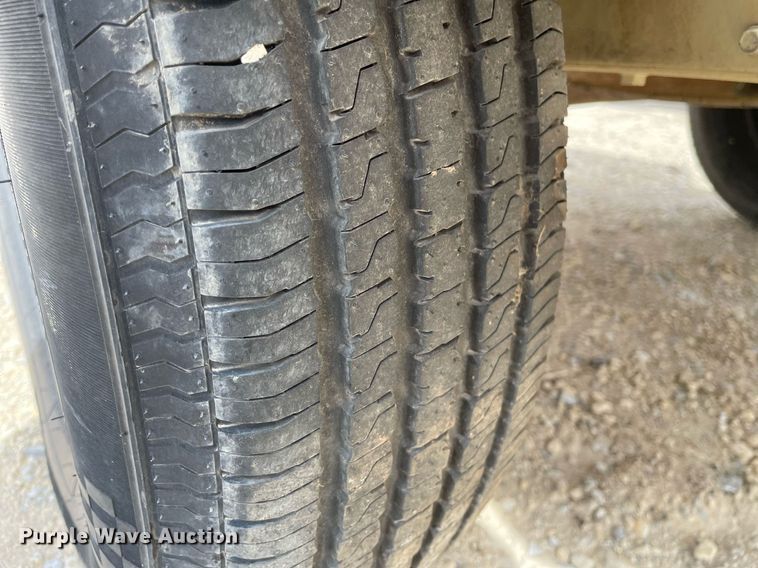 image for item MP9235 1998 Ingersoll Rand P185WJD  air compressor