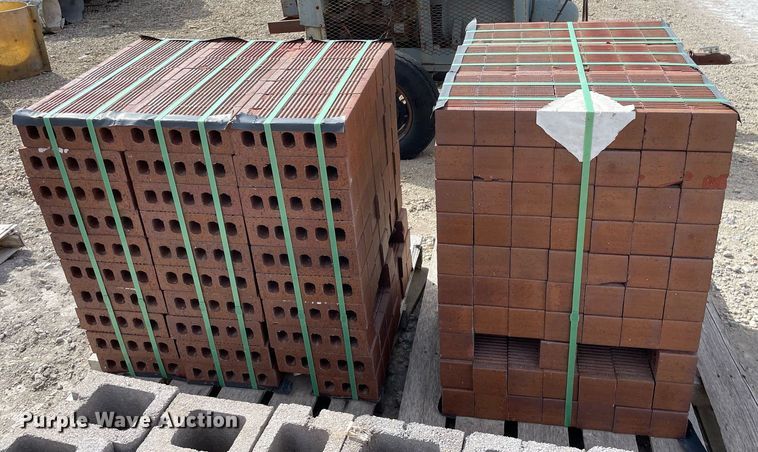 image for item MP9237 Approximately 396 bricks