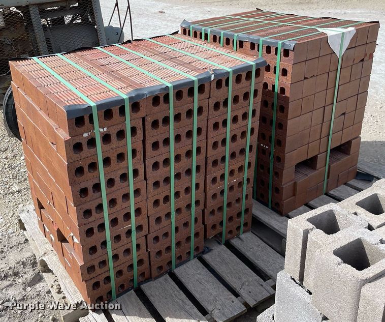 image for item MP9237 Approximately 396 bricks