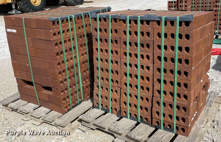 image for item MP9237 Approximately 396 bricks