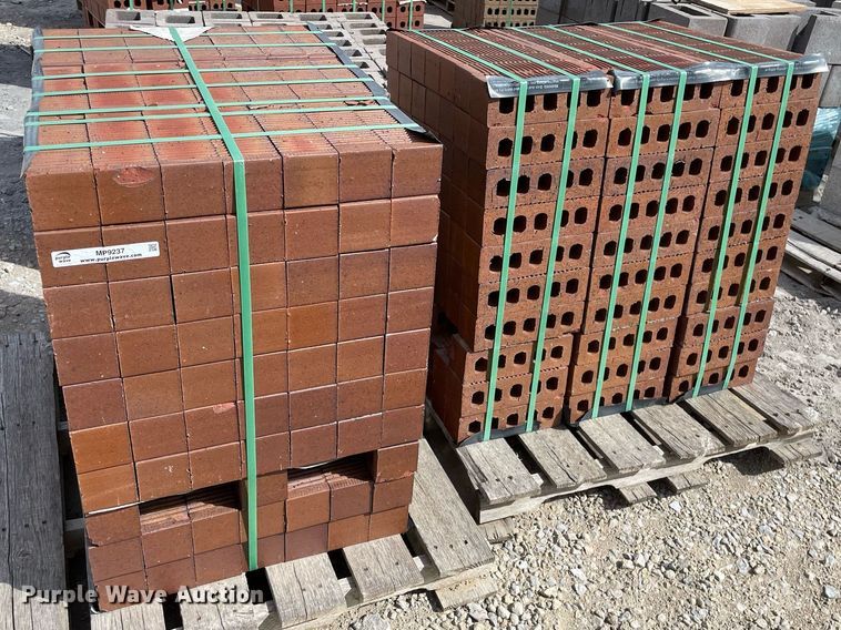 image for item MP9237 Approximately 396 bricks