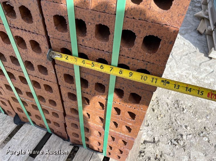 image for item MP9237 Approximately 396 bricks