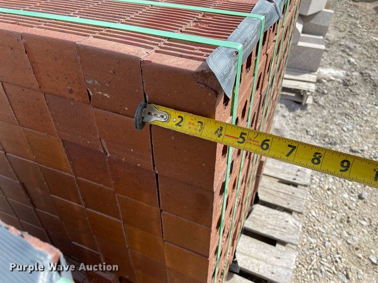 image for item MP9237 Approximately 396 bricks