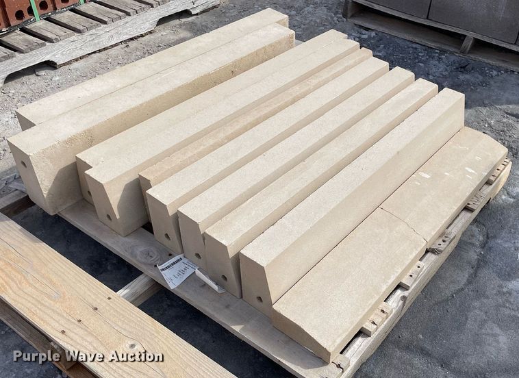image for item MP9238 (7) pallets of cement blocks