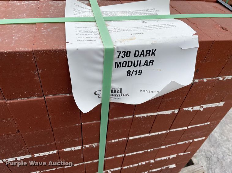 image for item MP9239 (8) pallets of bricks