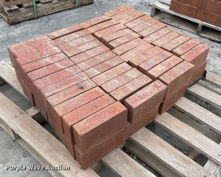 image for item MP9239 (8) pallets of bricks