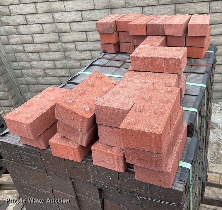 image for item MP9239 (8) pallets of bricks