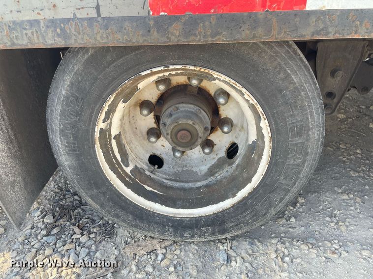 image for item MS9580 2011 Interstate 40DLA  utility trailer