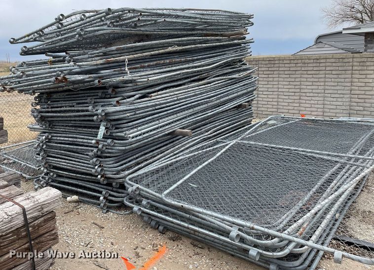 image for item MY9070 Approximately 85 fence panels