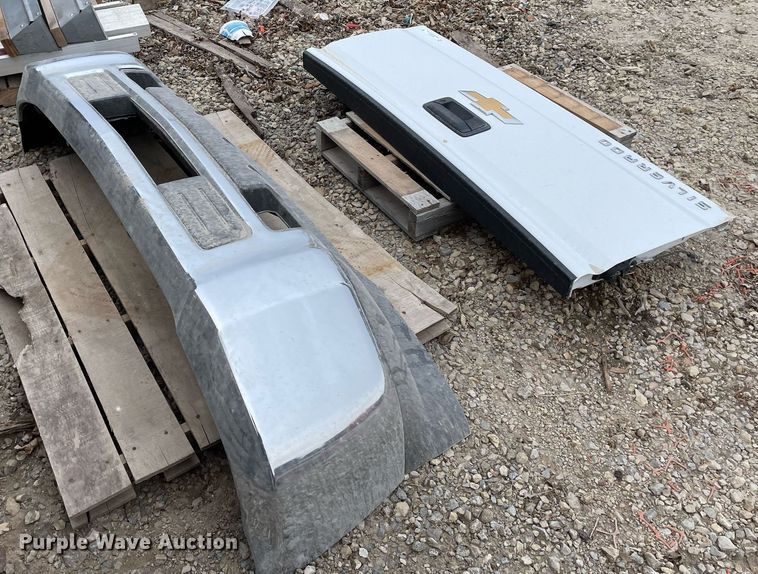 image for item MY9071 Pickup truck parts