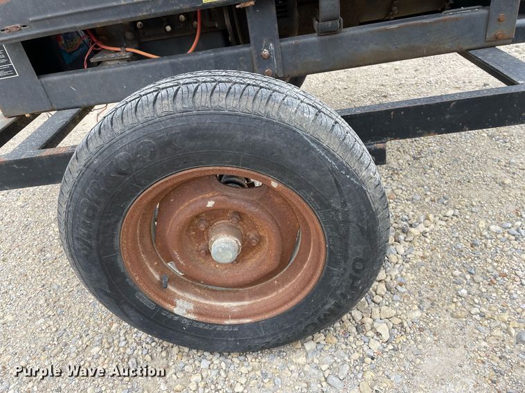 image for item MY9074 Lincoln Electric Classic 300D  welder