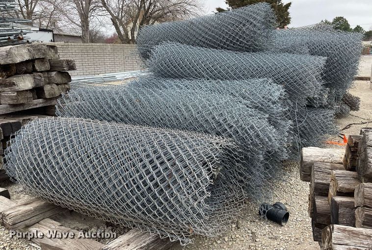 image for item MY9075 Approximately 30 rolls of 6' fencing