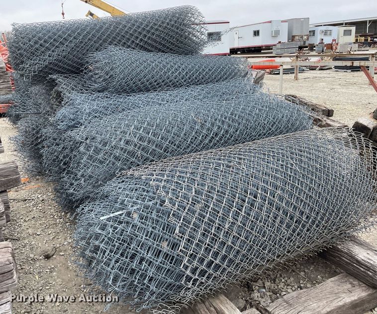 image for item MY9075 Approximately 30 rolls of 6' fencing