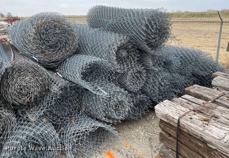 image for item MY9075 Approximately 30 rolls of 6' fencing