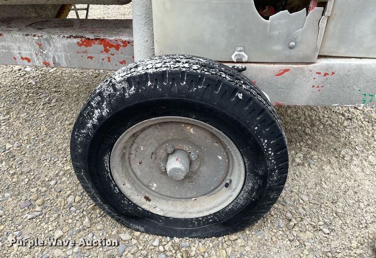 image for item MY9078 (2) concrete mixers