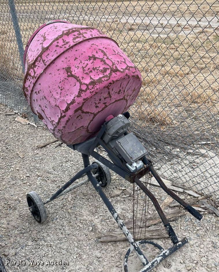 image for item MY9078 (2) concrete mixers