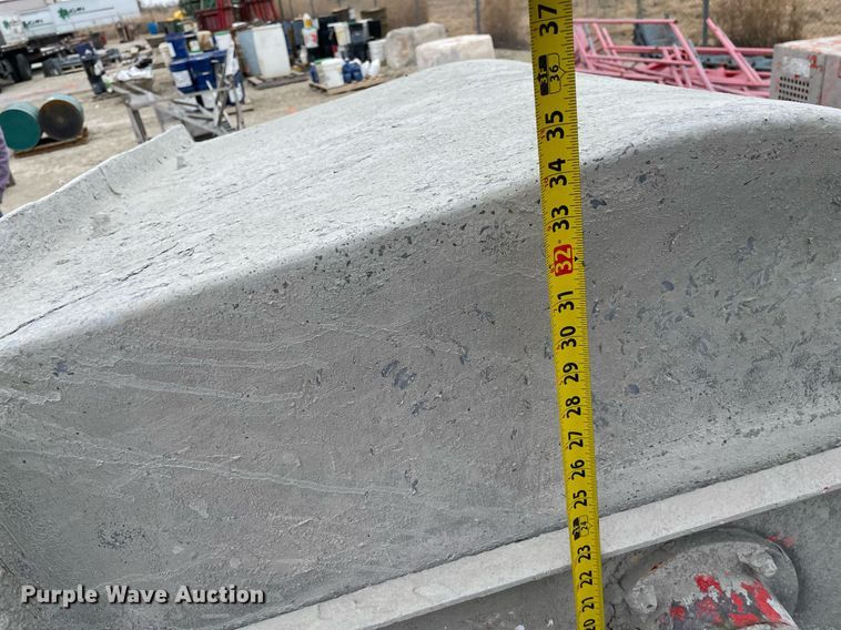 image for item MY9081 Concrete mixer