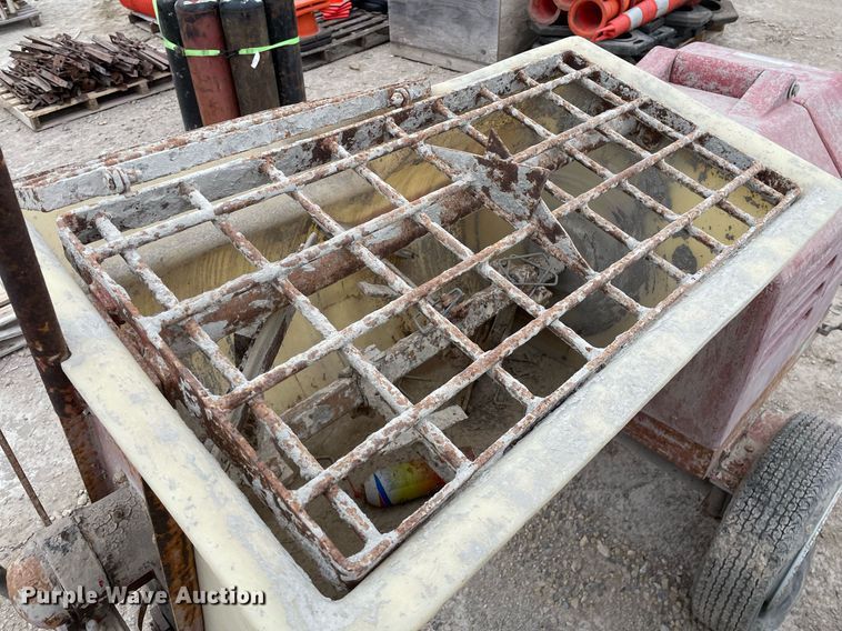 image for item MY9082 Whiteman  concrete mixer