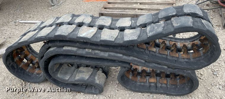 image for item MY9083 17"W skid steer tracks