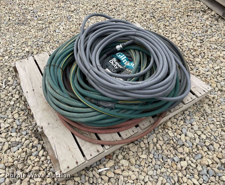 image for item MY9085 (2) pallets of water hoses