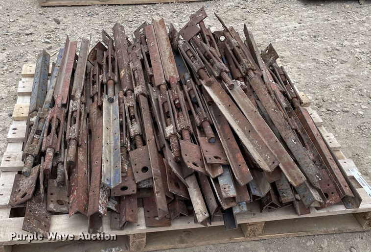 image for item MY9090 Approximately 60 turn buckles