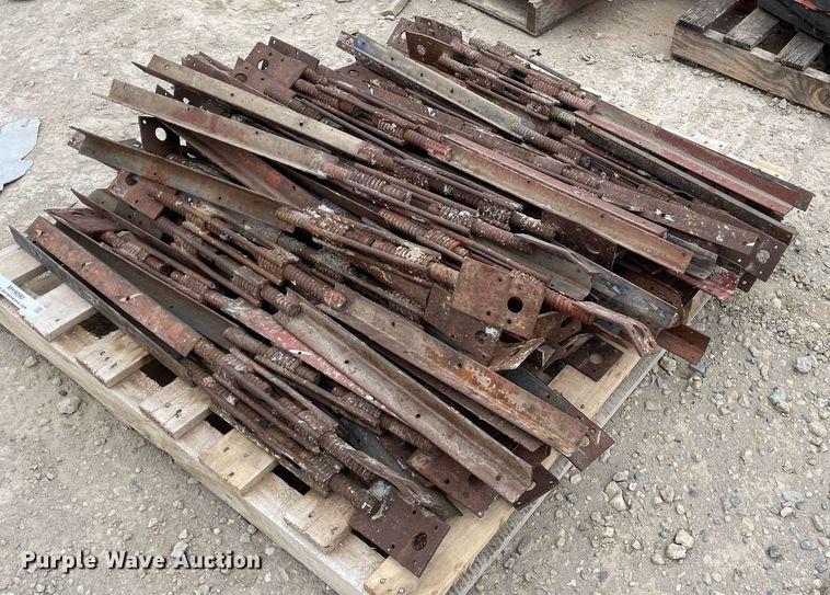 image for item MY9090 Approximately 60 turn buckles