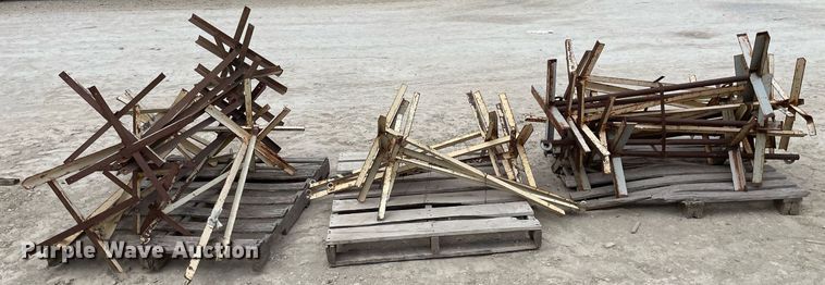 image for item MY9092 Approximately 35 stands