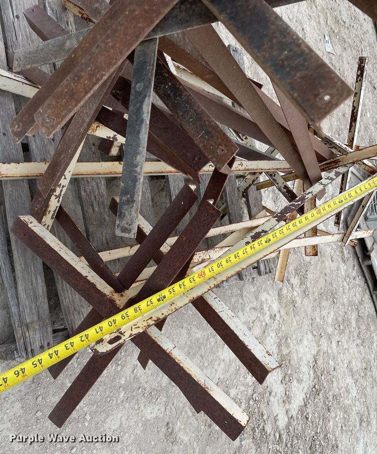 image for item MY9092 Approximately 35 stands