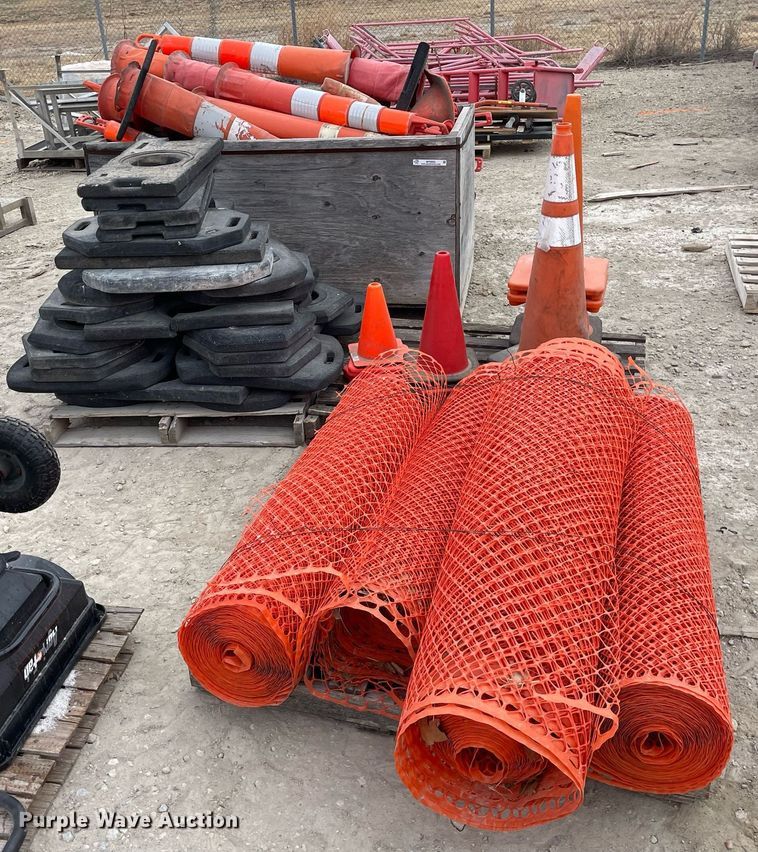 image for item MY9093 Road safety equipment