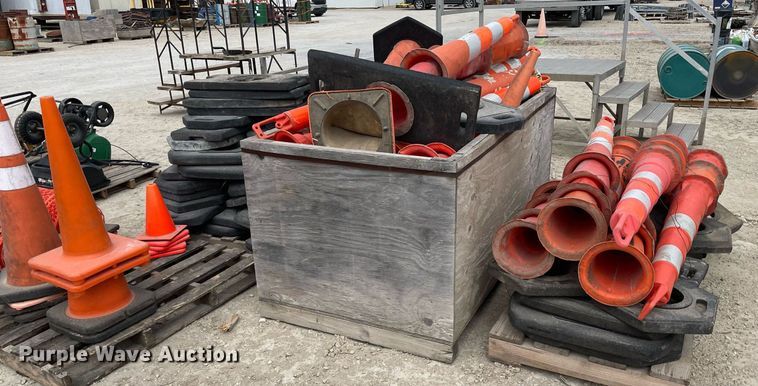 image for item MY9093 Road safety equipment