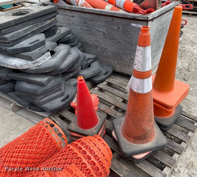 image for item MY9093 Road safety equipment