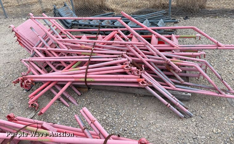 image for item MY9096 (10) scaffolding ladders