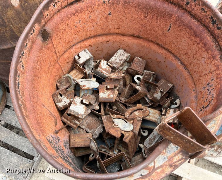 image for item MY9097 (7) barrels of Jahn clamps